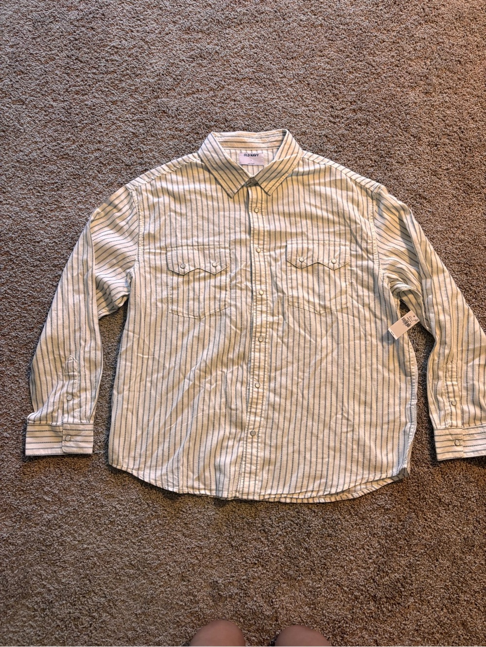 Old Navy White Pearl Snap Button-Down Shirt with Black Stripes NWT